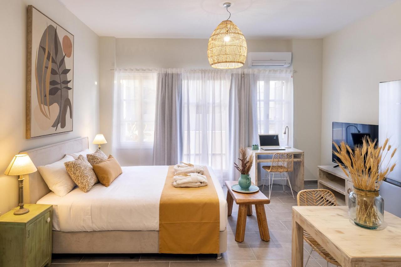 Grammata Suites Ermoupoli Ngoại thất bức ảnh