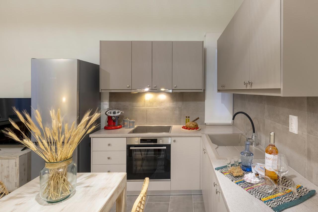 Grammata Suites Ermoupoli Ngoại thất bức ảnh
