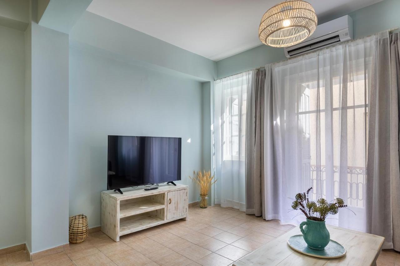 Grammata Suites Ermoupoli Ngoại thất bức ảnh