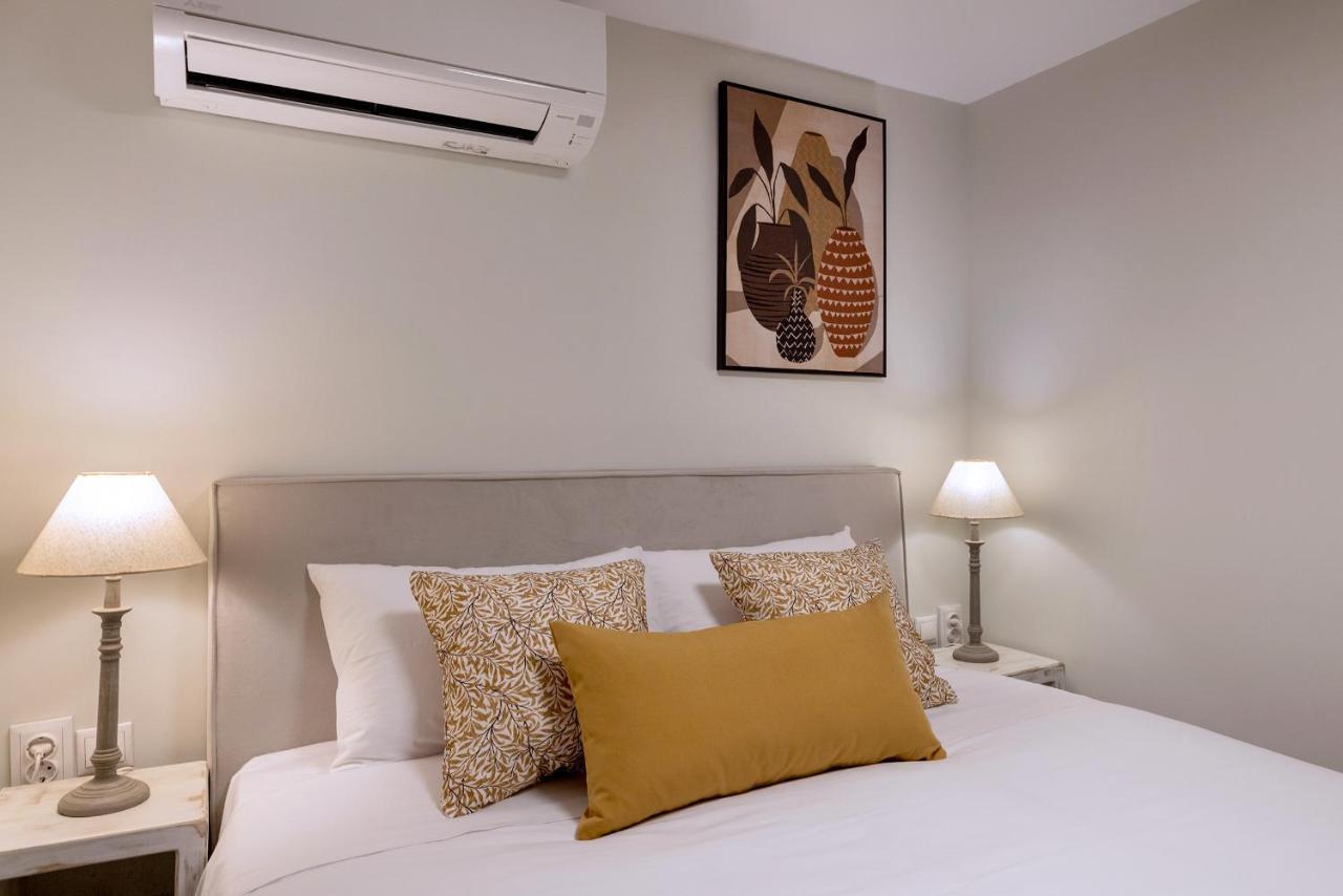 Grammata Suites Ermoupoli Ngoại thất bức ảnh