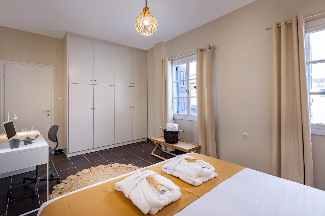 Grammata Suites Ermoupoli Ngoại thất bức ảnh