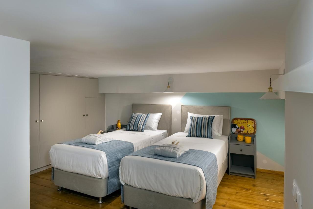 Grammata Suites Ermoupoli Ngoại thất bức ảnh