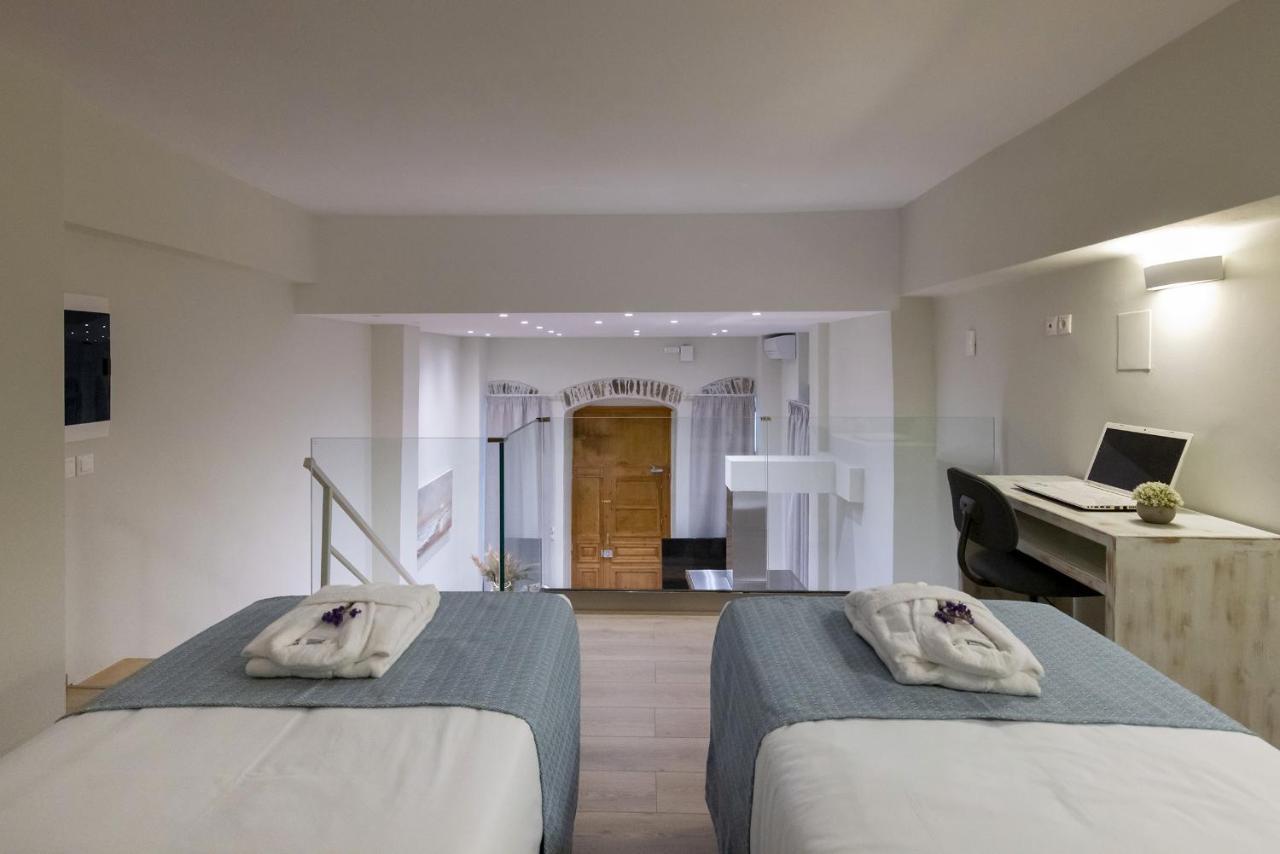 Grammata Suites Ermoupoli Ngoại thất bức ảnh